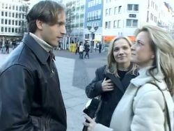 Die geile blonde Stute wird hart durchgerammelt